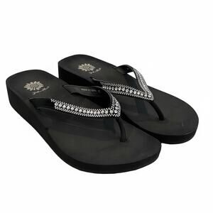 Yellow Box Women Black Rhinestone Flip Flops Sandals Size 8.5